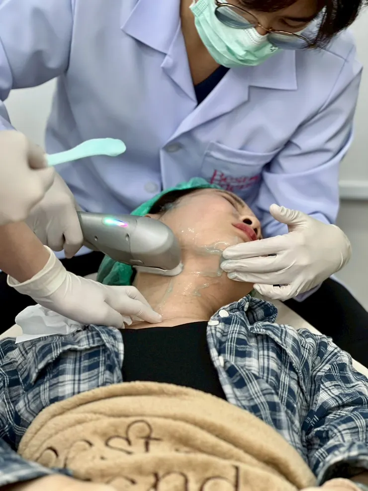 泰國曼谷醫美體驗|曼谷音波拉提推薦?泰國醫美諮詢流程與中文服務心得Best Friend Clinic