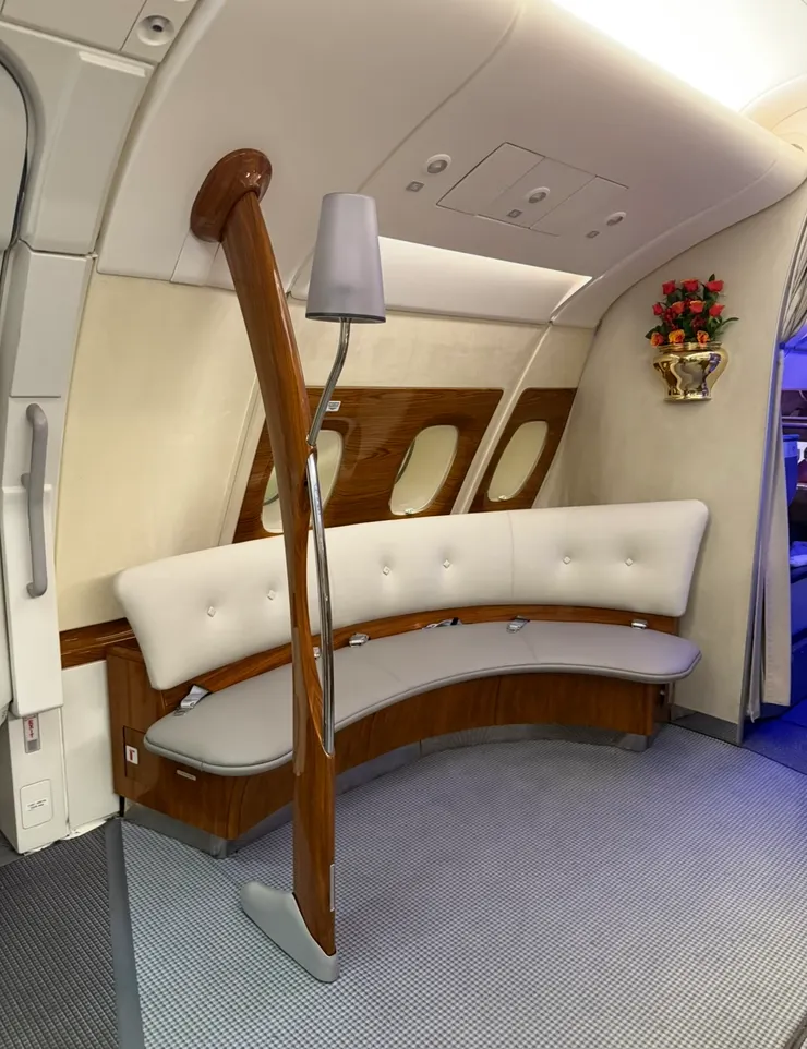 酒吧還在準備前的照片