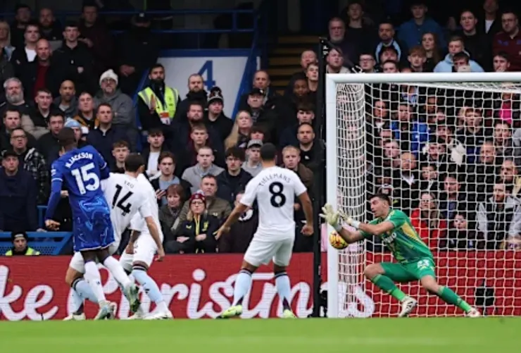 積遜為車路士首開紀錄領先1:0