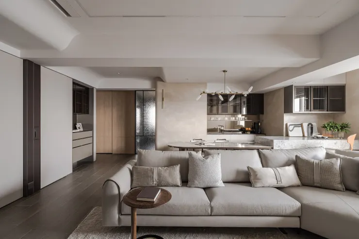 (作品呈現：26 年復興路大樓老屋翻新 - 現代人文退休宅)