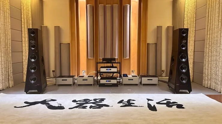 ▲透過超低音喇叭的補足，不僅能讓小系統展現大系統的聲能規模，更逐漸成為家庭升級音質的首選解法。