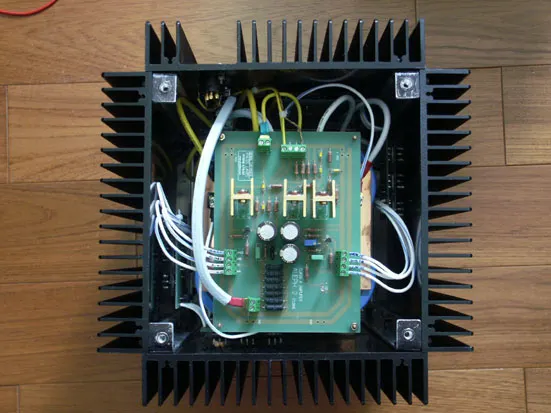 由上而下之內部大致之安裝狀況