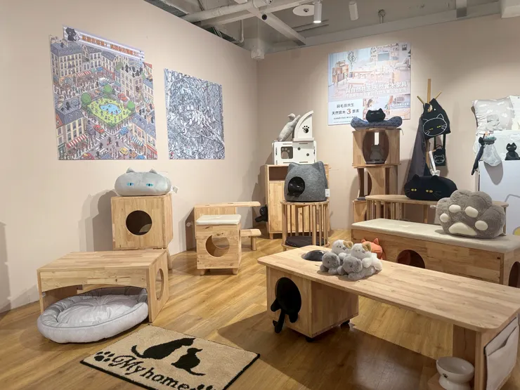 回應「人寵共居時代」的趨勢,宜得利家居推出專為毛小孩設計的家居用品系列,,讓人與寵物都能在家中找到屬於自己的舒適角落