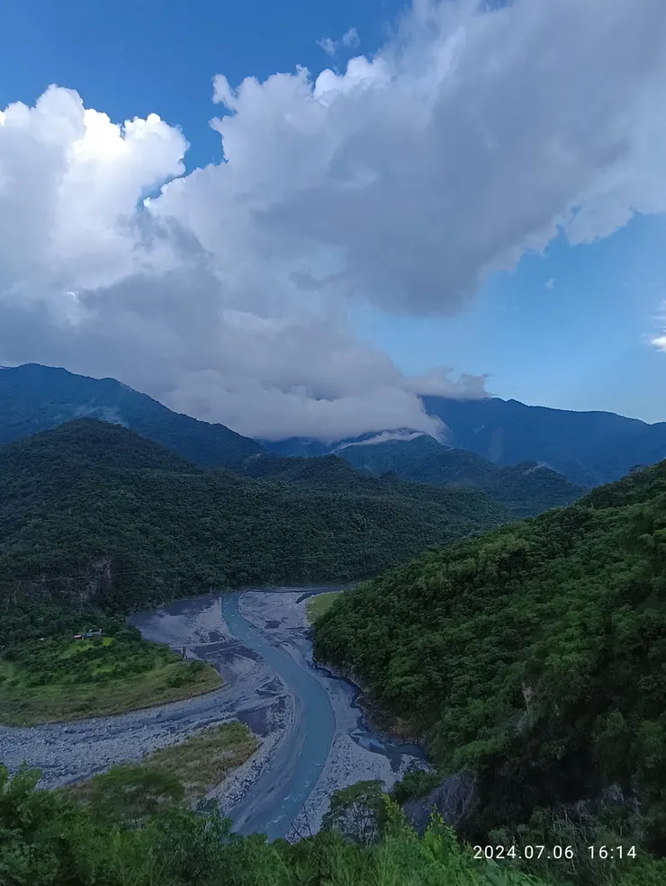 雨過山河欣