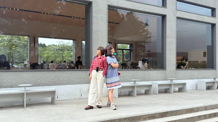 噪音很大趕快離開