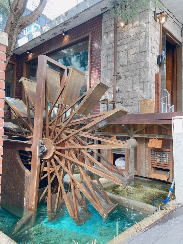 小夏鹽田 鹽田水車造景