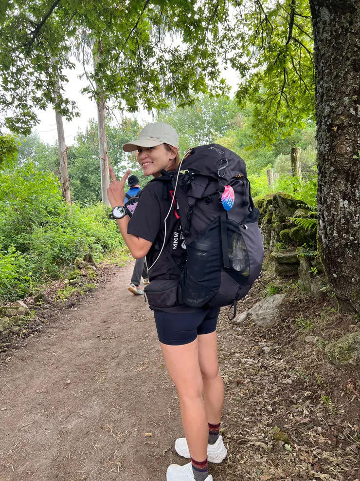 第一天往portomarin，前二天揹所有裝備走路真的太傻，除了走一個月800多公里的朝聖者揹較多外，大部份走114公里的朝聖者都揹很少，只有一毎小背包。