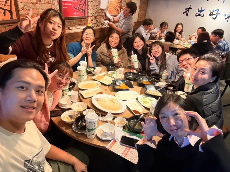 ＃寶親關係要好 ＃不理解兒童就是傷害 ＃最後一週最後一堂課社會局來督導 ＃民法第1084條規定子女應孝敬父母 ＃凱凱案後有事先針對托育人員而非家長 ＃期末測驗滿分_成為知識一百經驗零的準爸爸 ＃居家托育人員不適用勞基法_非僱傭關係而是委任關係