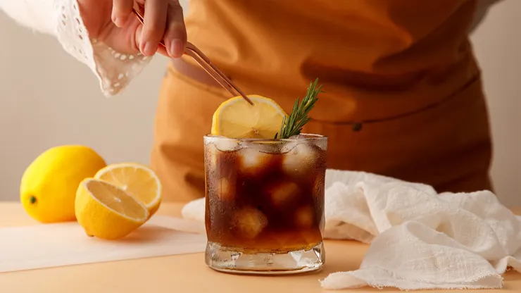 在家自己做西西里咖啡，用HOFFE冰釀包當基底，咖啡超簡單