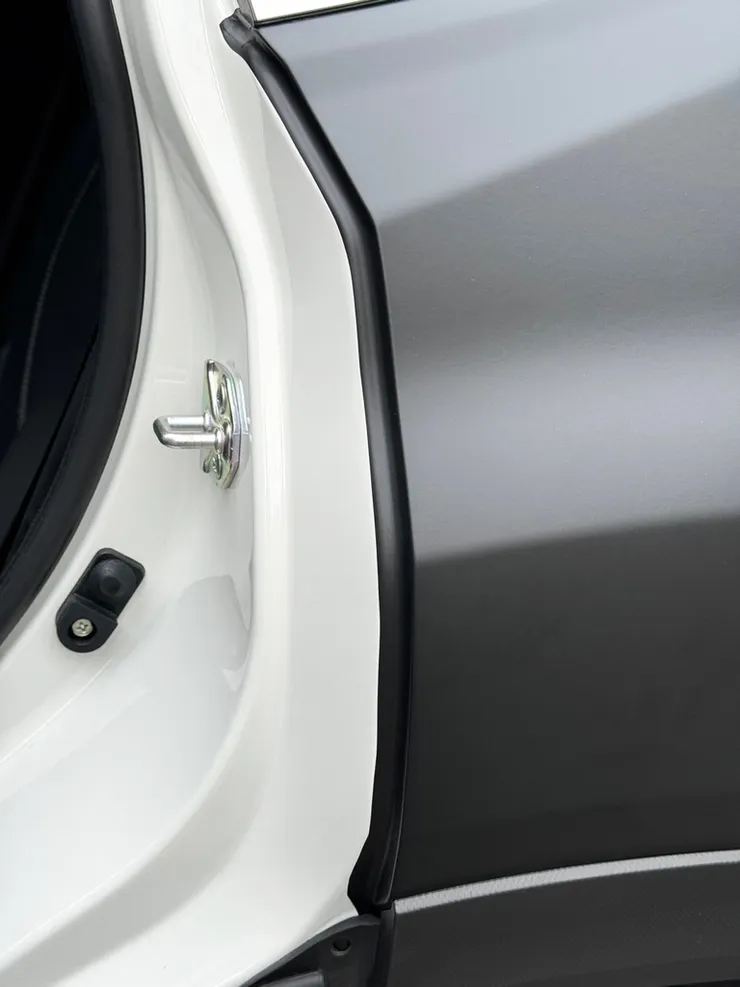 台南汽車包膜推薦【Force弗爾仕車體包膜】3M膜料全車改色