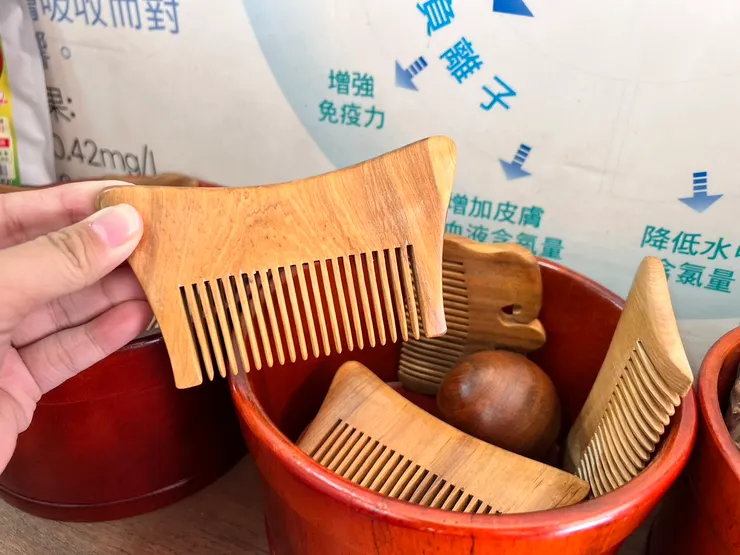 還有許多木製小物！超便宜！