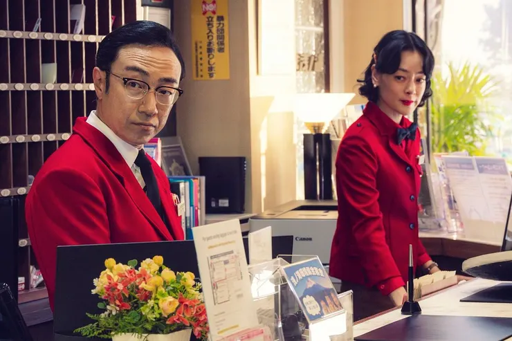 小鎮星熱點 | 評價 8.4/10  | 影劇避雷就上 awwrated.com