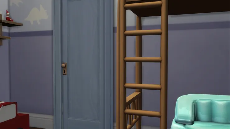 有床架保護，開門也不會被撞到。(最近我也容易受傷，有這些保護設施就好了。)