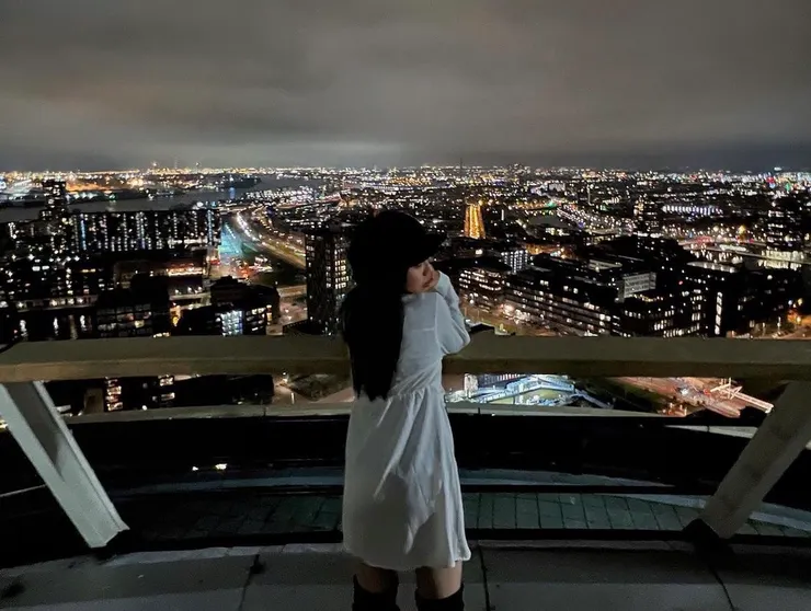 歐洲之桅  360度旋轉欣賞夜景超美