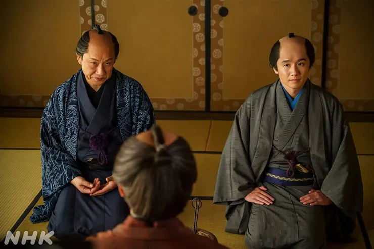 西村屋與鶴屋接手鱗形屋的業務