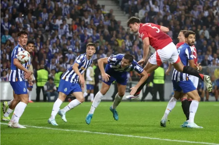 哈利麥佳亞補時建功助曼聯追和3:3