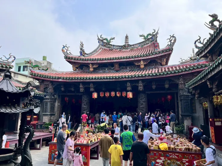 鹿港天后宮的香火