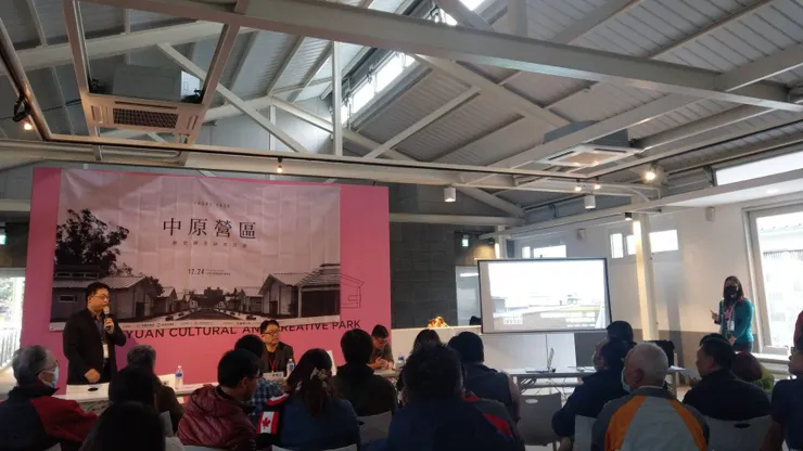 現場還有1967至68年在此從事車衣服的女士_其姐夫為營區輔導長今年98歲