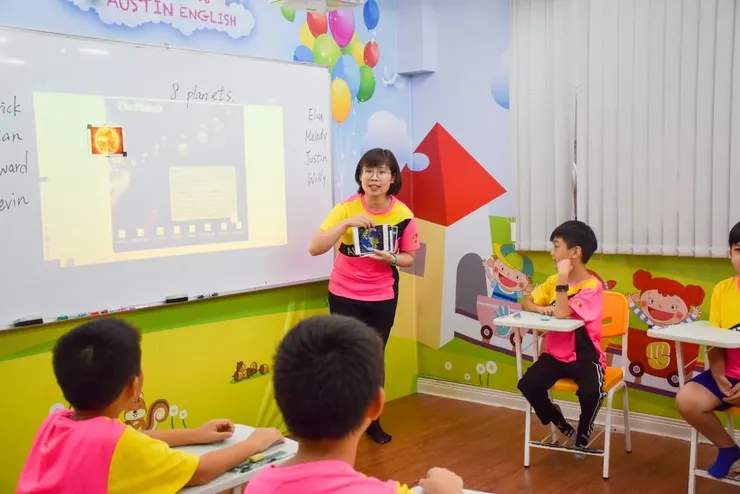 透過專業的引導與方法，幫助孩子輕鬆快樂的學習。（圖/奧斯汀美語提供）