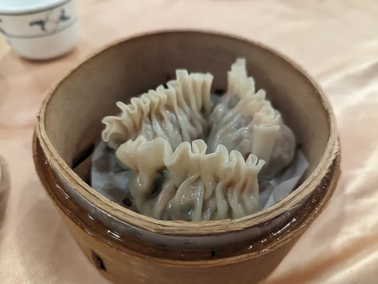 鮮蝦魚翅餃