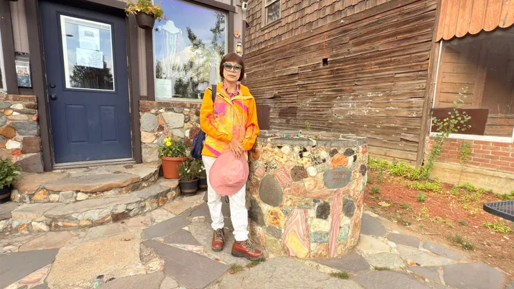 商家前的許願井