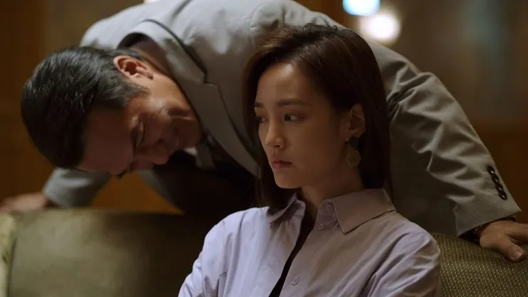 a-Jing asked Zhao to delete her private photos, but Zhao refused decisively because he had to face the upcoming election and could not make any mistakes.