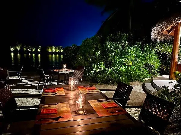 馬爾地夫自由行分享 有會說中文的員工 喜來登滿月島渡假村 M