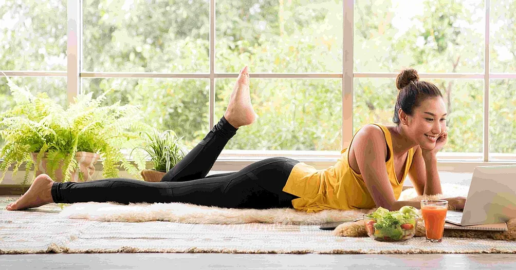 肖遥志在的沙龍