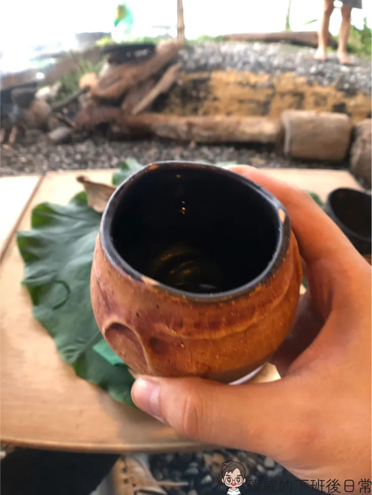 隨餐附上的刺蔥水