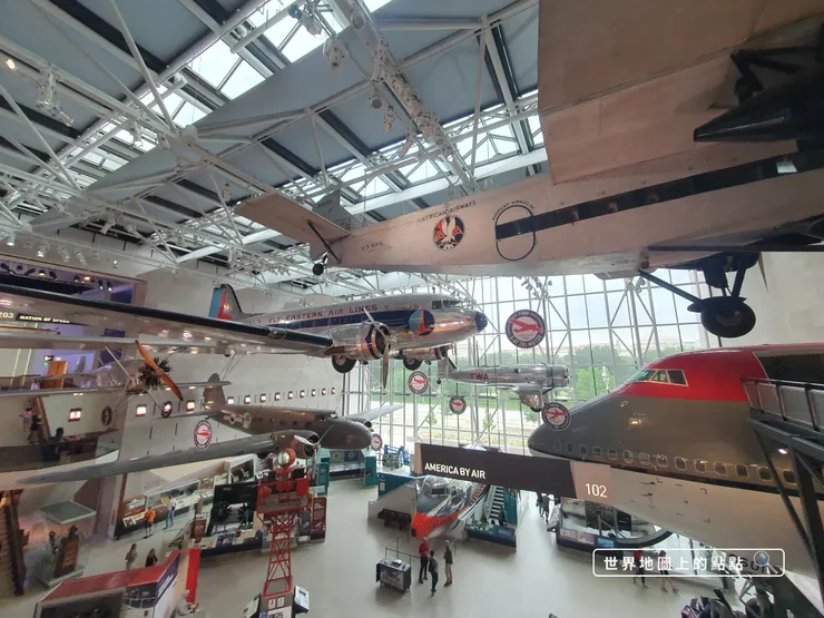 國家航空和太空博物館大廳
