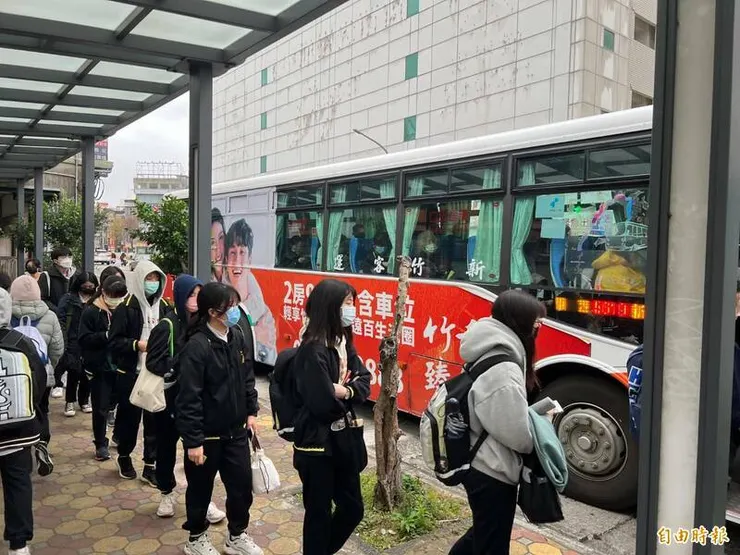 全電動的公車將從市區直達竹科園區！新竹市府交通處提出的「縣市先導公車計畫」，獲交通部核定，將採全線電動公車，預計明年上路。（資料照）