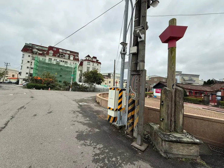 湯氏宗祠的舉人旗杆