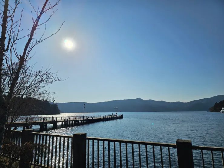 元箱根港--寧靜的像一幅畫