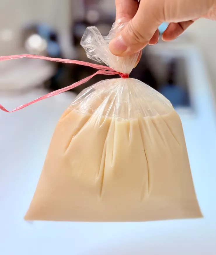 超大一袋,是一般一碗$50豆花的三倍量