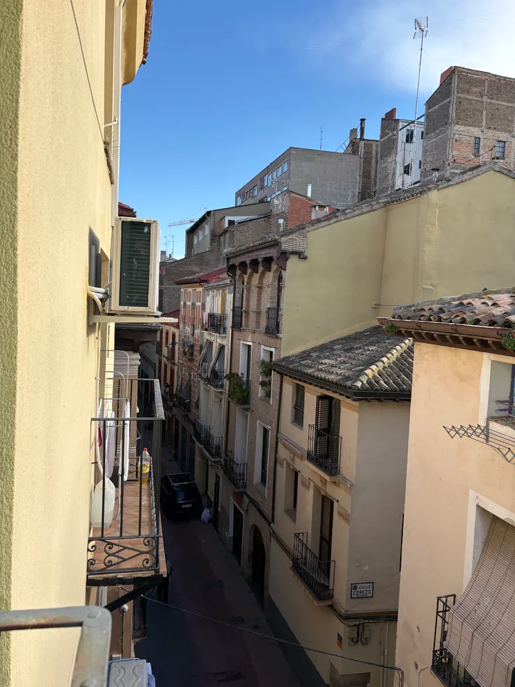 青旅窗外的景色