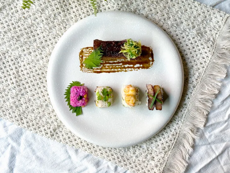 本次重頭戲，梅子飯糰和梅醬烤石斑