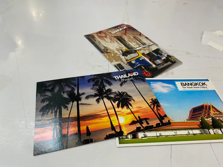 難得有時間可以慢慢在機場寫明信片