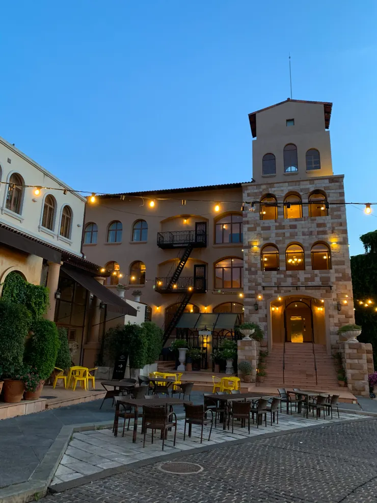 Toscana Valley 天色漸暗，點燈後更是漂亮