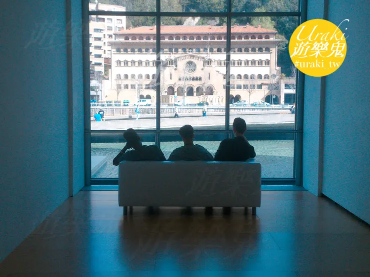 可惡!是誰說要來美術館的?