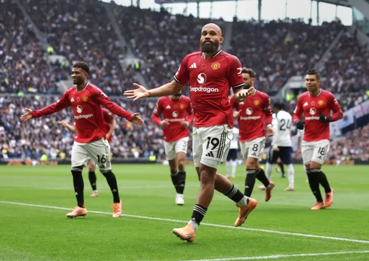 麥般姆先開紀錄助曼聯領先1:0