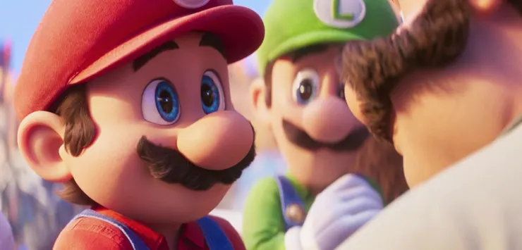 成為英雄之後被看見，但那些關於家的連結，仍然沒有被多說。