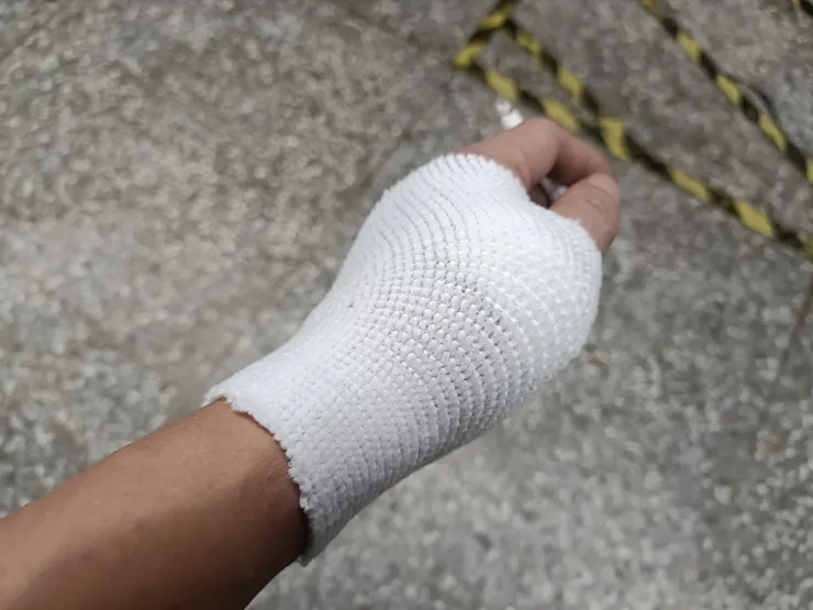 COS梁朝偉的小手手