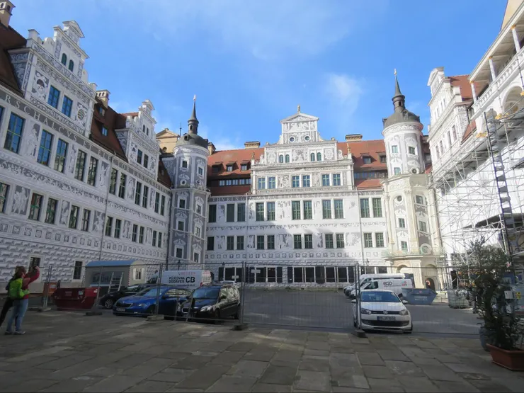 德勒斯登宮殿中庭