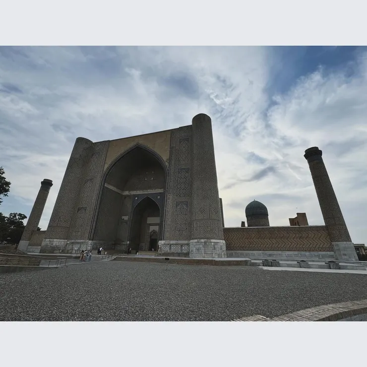 比比哈奴清真寺外觀