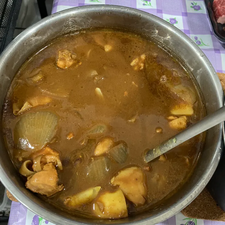 我做的黑巧克力清酒風味咖哩湯（圖片來源：辰心）