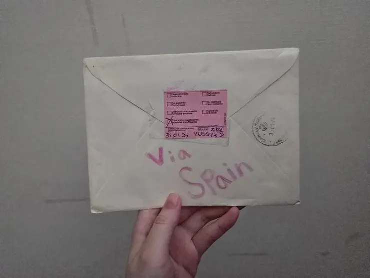 當年被退回來的信件我都還有留存，想提醒各位網路交友真的要小心！不是每個人都能像我腦公一樣都那麼誠懇哪！