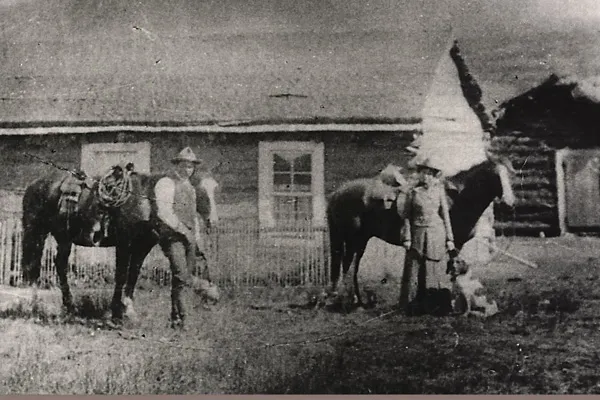 鄰居合照。(年份不明)