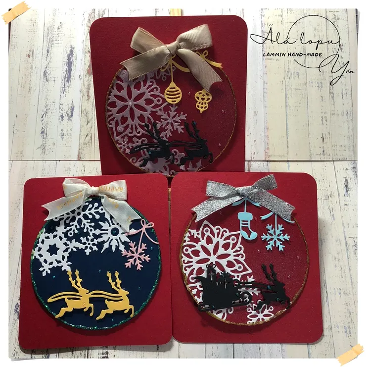 左下角的蝴蝶結是現成的