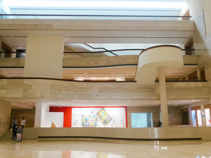 高美館內部景觀