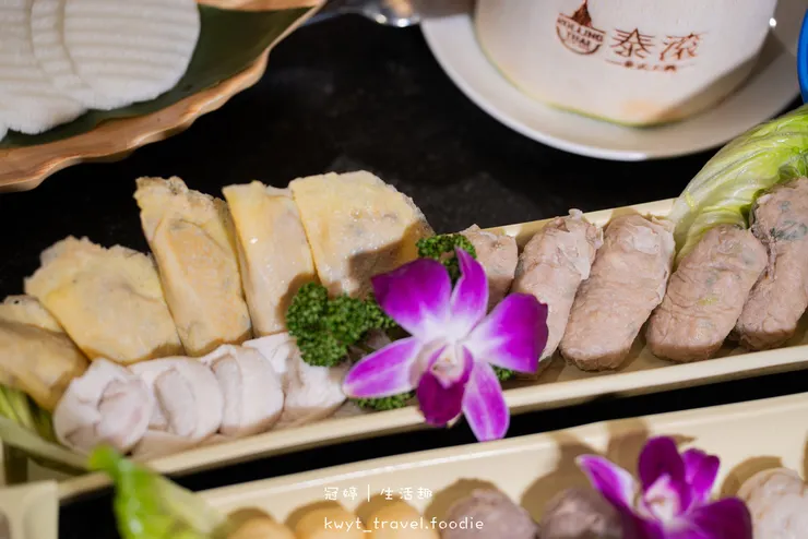 【泰滾泰式火鍋桃園店】當月壽星幾歲就送幾隻蝦!桃園火鍋推薦,